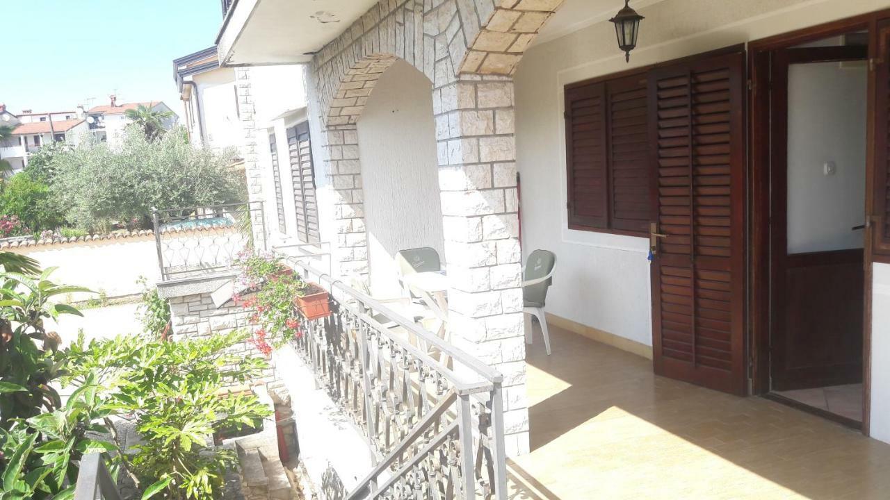 Apartment Radovan Poreč Exterior foto